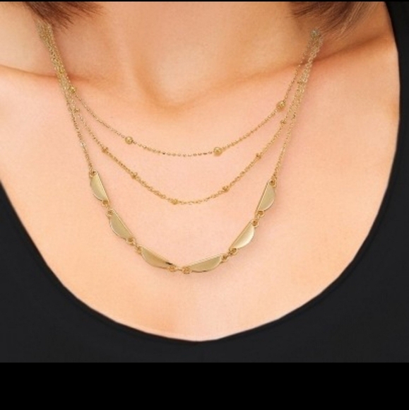 Beautiful gold tone 3 layered women's necklaceBrand new - Picture 3 of 3